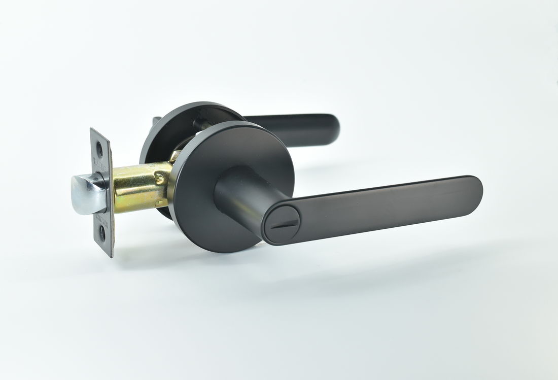 Black door handle for bedrooms and bathrooms